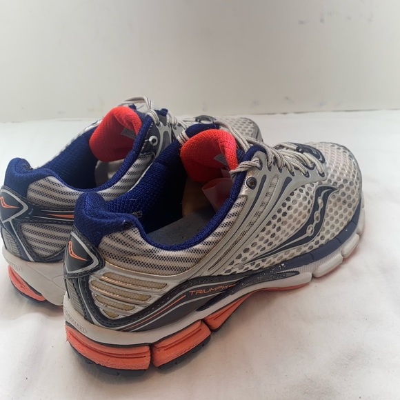 Saucony Triumph women’s size 9.5 in fair condition - Picture 5 of 10